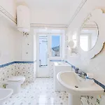Casa Romano, Centro Di Forio, Ischia *